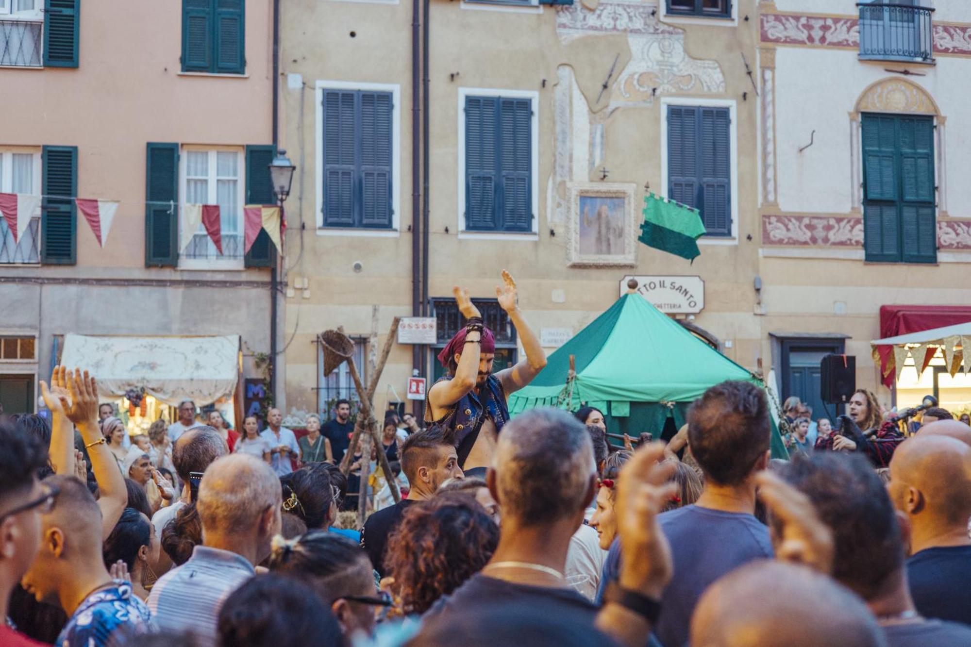 Hotel Garibaldi Finale Ligure Zewnętrze zdjęcie