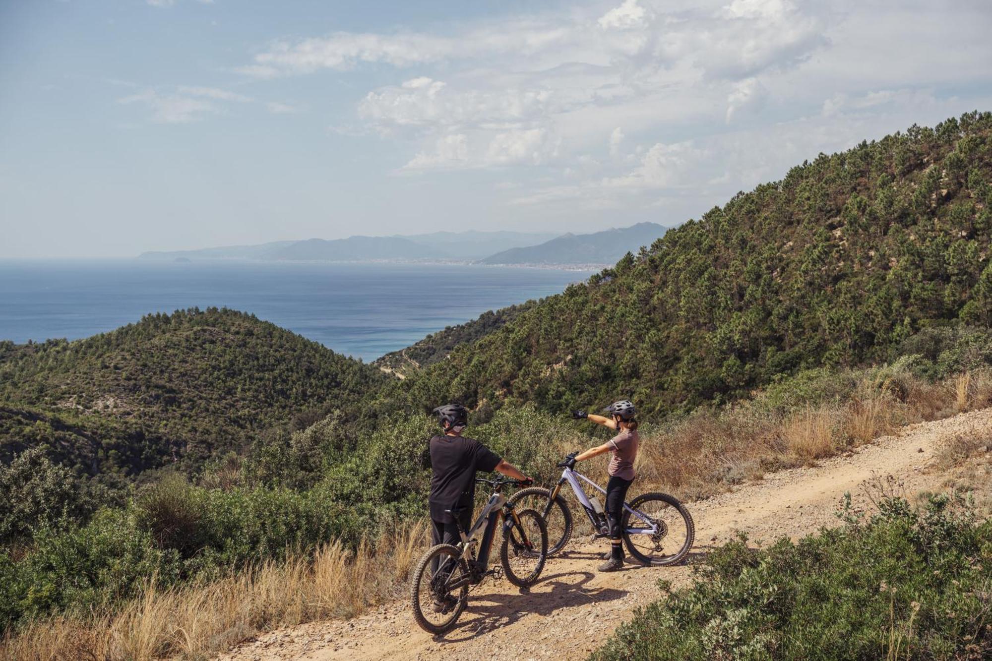 Hotel Garibaldi Finale Ligure Zewnętrze zdjęcie