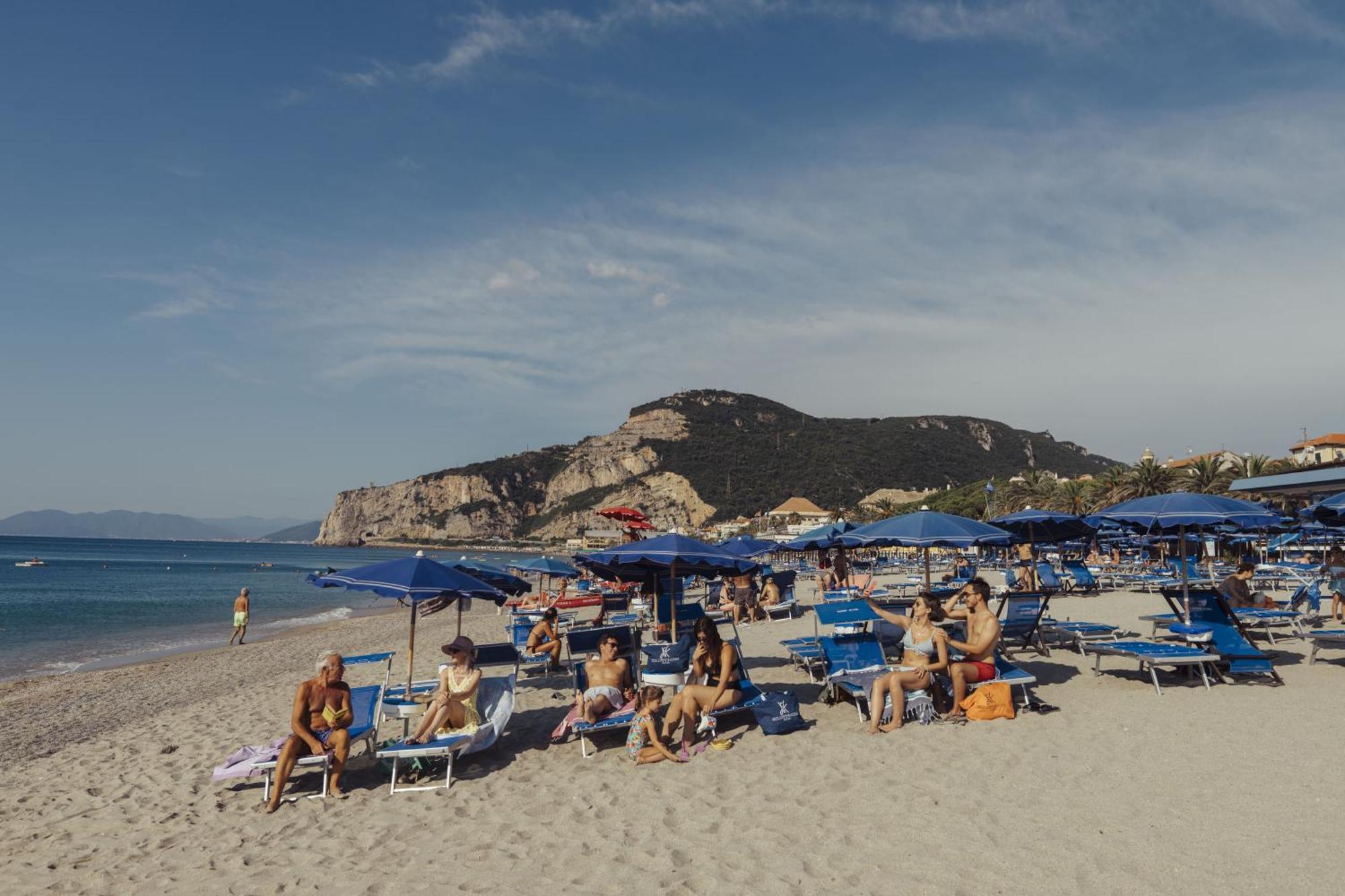 Hotel Garibaldi Finale Ligure Zewnętrze zdjęcie